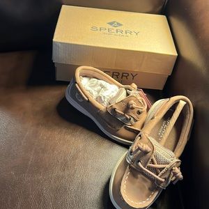 Sperry Topsider unisex brand new shoes never worn size 8 1/2 toddler